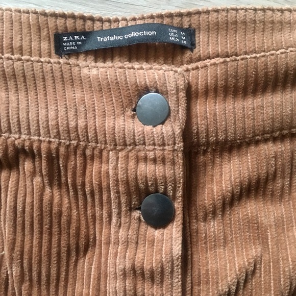 NWOT Zara brown corduroy mini skit - Picture 3 of 3